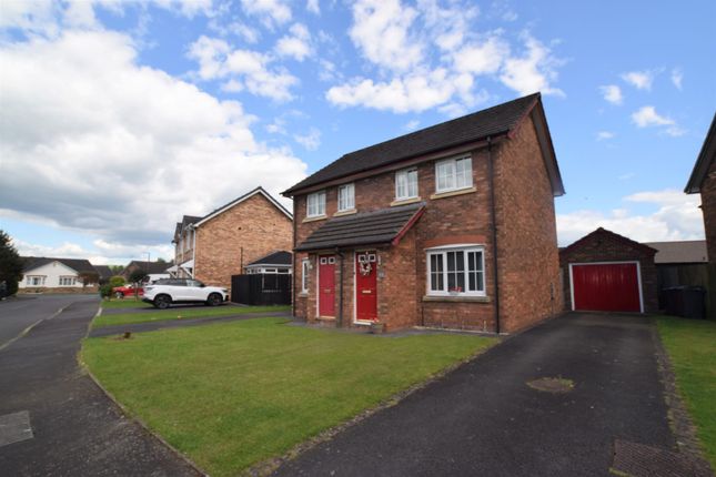 Thumbnail Semi-detached house for sale in 43 Willow Grove, Heathhall, Dumfries