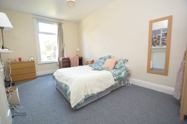 Thumbnail Terraced house to rent in Ash Grove, Hyde Park, Leeds