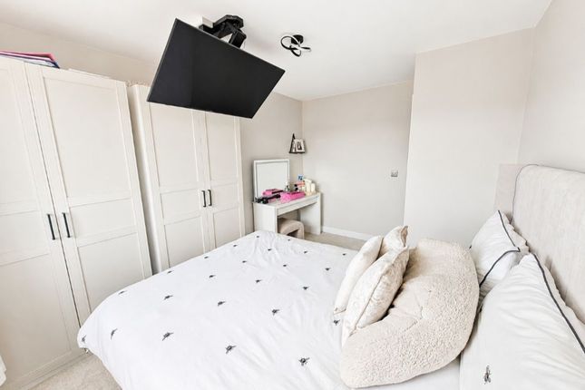 12, Sun Street, Brierley Hill photo 5