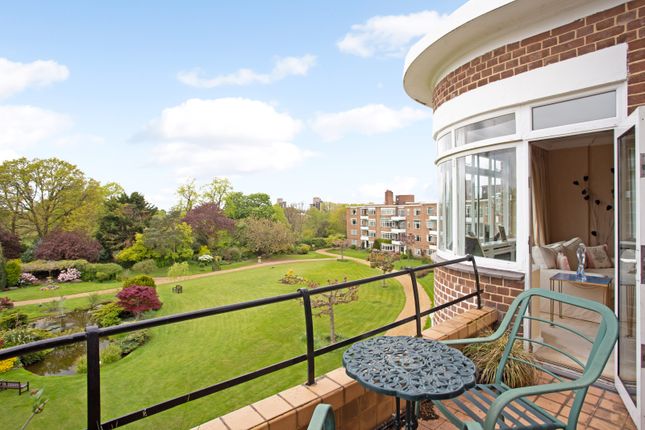 Flat for sale in Fairacres, Roehampton Lane, Putney, London