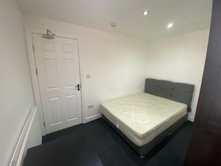 Thumbnail Room to rent in Room 4, Walsgrave Road, Coventry