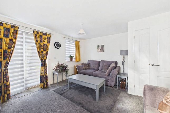 Sparrow Drive, Chattenden, Rochester photo 4