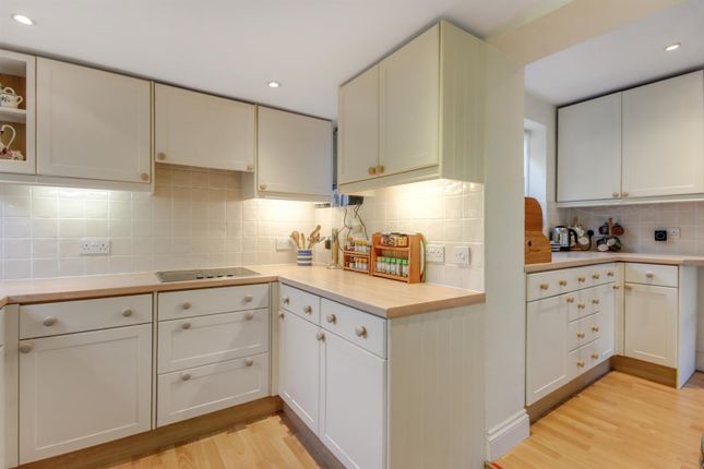 6, Pipers Green Road, Westerham photo 4