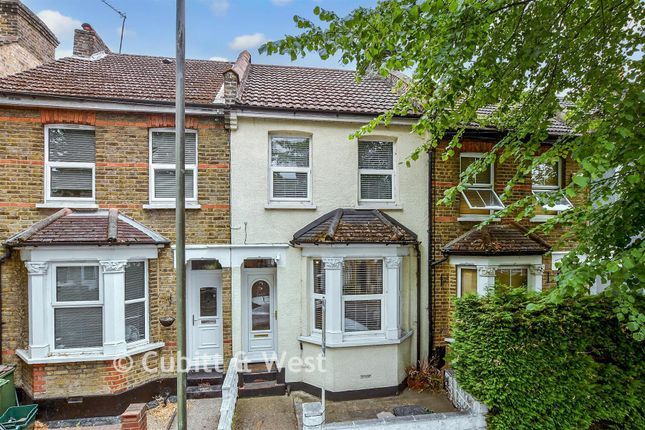 22, Tharp Road, Wallington photo 2