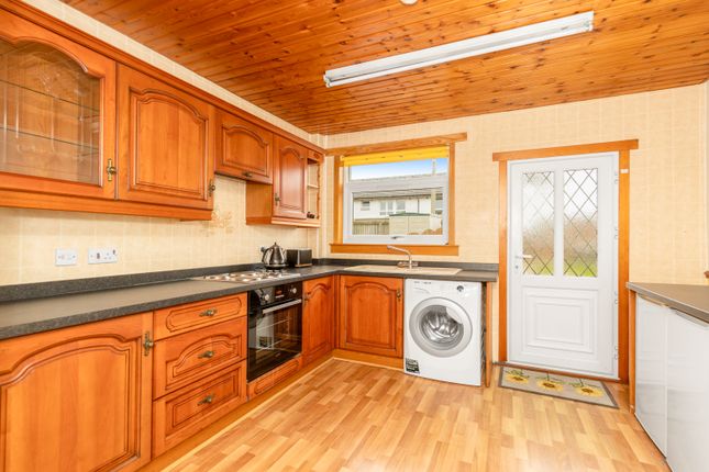 16, Eastfield Park Road, Penicuik photo 4