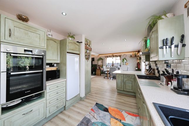79, St. Lawrence Road, Chesterfield photo 4