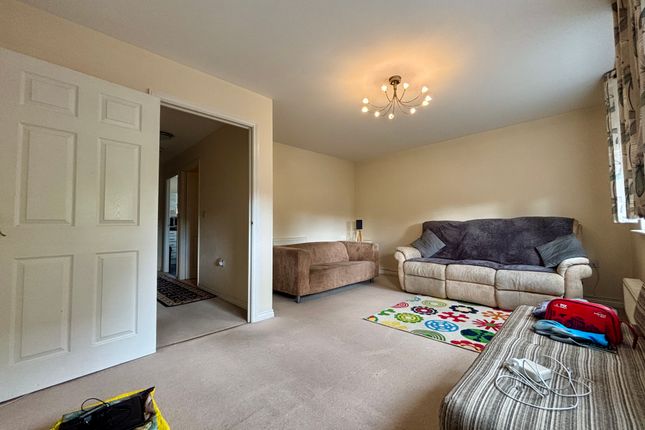 55, Burton-on-Trent photo 2