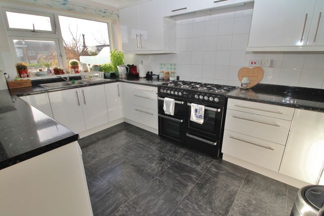32a, Southwood Road, Hayling Island photo 3