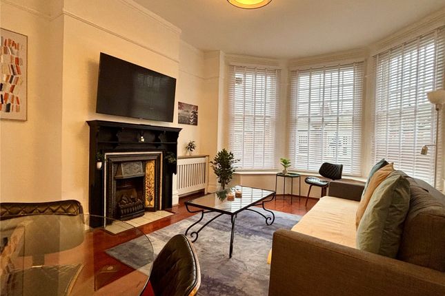 48A,, Hillfield Park, London photo 4