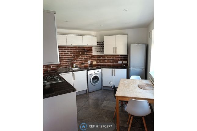 Flat, Eden Hall Burleigh St, Cambridge photo 3