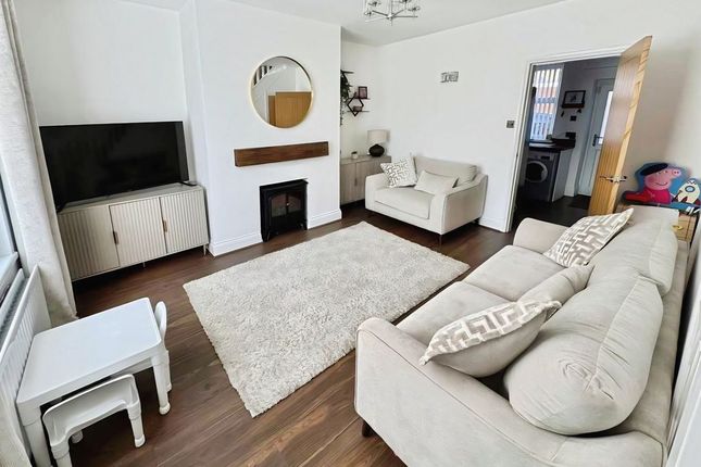 5, Croft View, Ryton photo 2