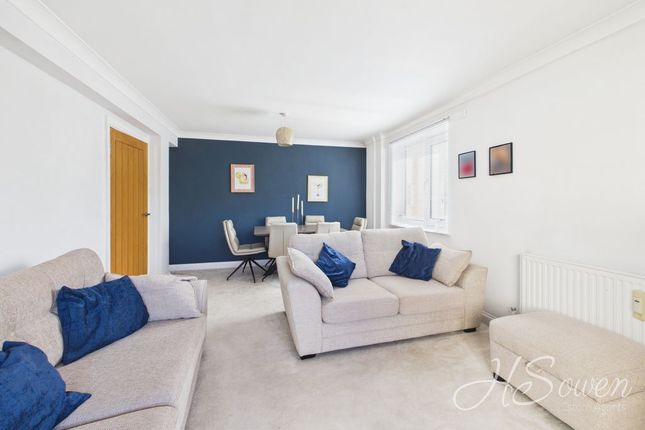 40, Ridgeway Road, Torquay photo 3