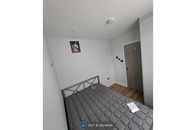 Chapman Crescent, Harrow photo 5
