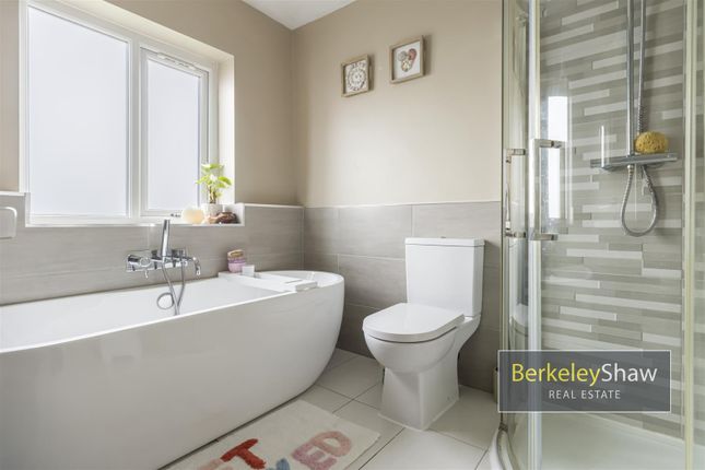 Thornfield Road Thornton L23