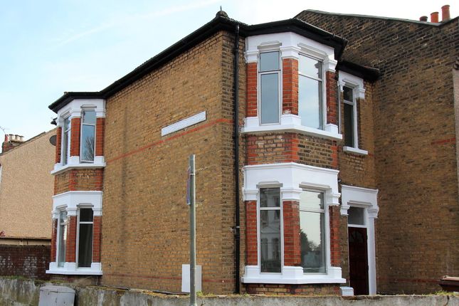 Thumbnail Semi-detached house to rent in Park Avenue, Barking