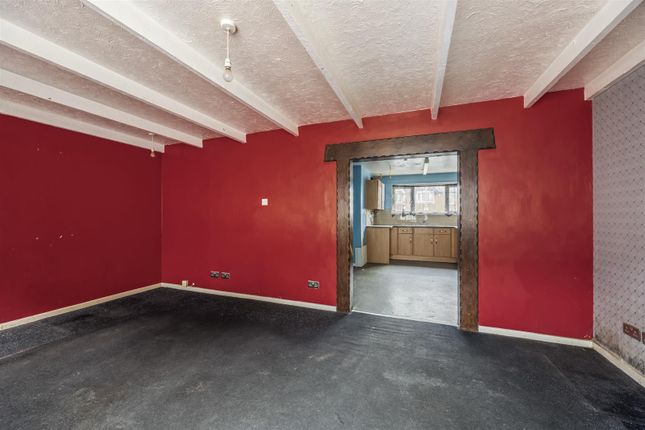 101, Carden Avenue, Brighton photo 4