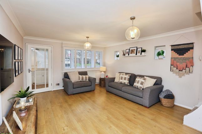 9, Wilberforce Road, Gosport photo 2