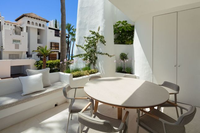Apartment for sale in Marbella, Marbella Area, Costa Del Sol