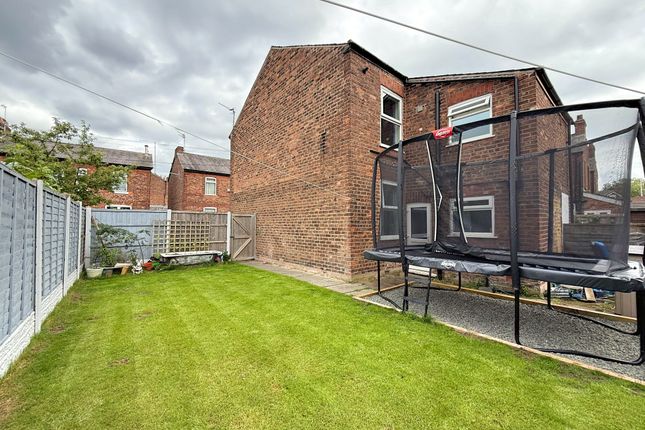 16 Stamford Street, Sale photo 2