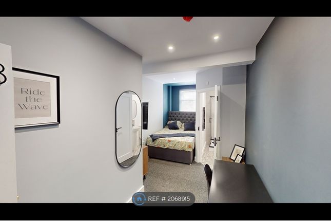 Room to rent in Fraser Street, Swinton, Manchester