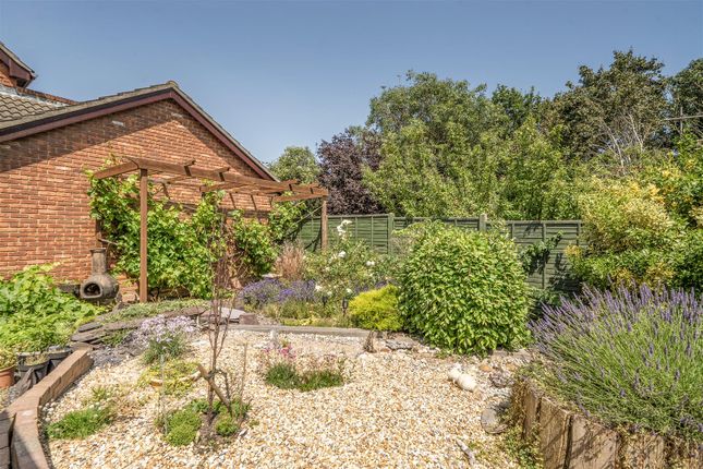 9, Admiralty Close, Gosport photo 4
