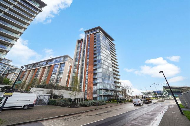 1-bed flat on 8, Alaska Apartments, 22 Western Gateway, London, £295,000