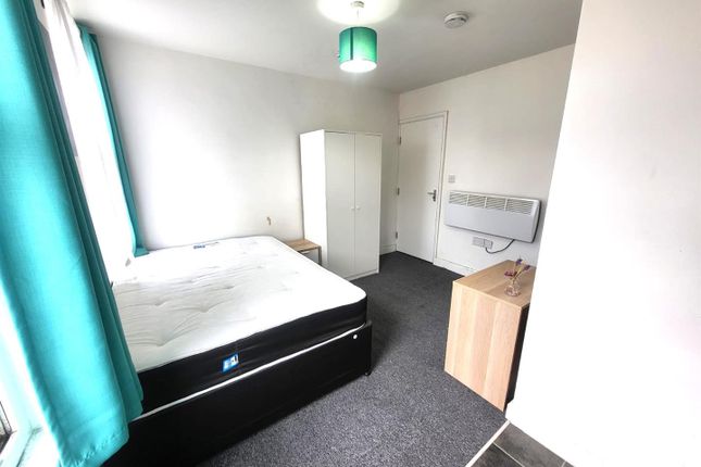 Flat 3, 33 Victoria Road, Wolverhampton photo 4