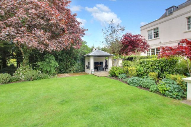 Detached house to rent in Beech Hill, Hadley Wood, Hertfordshire