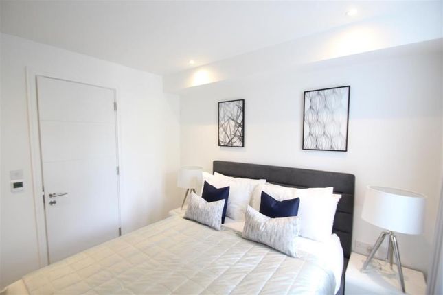 Flat to rent in The Atelier, Sinclair Road, London