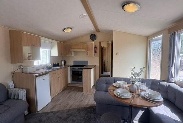 Willerby Vacation, Coopers Beach Holiday Park, Church Lane, Colchester photo 3
