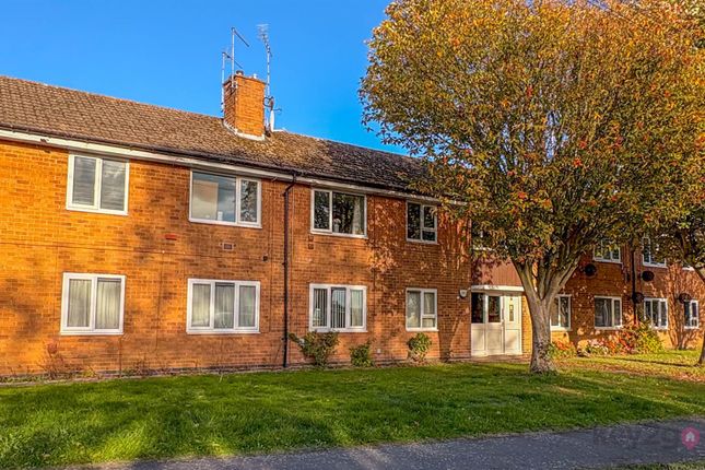 1-bed flat on Plumbley Hall Road, Sheffield, £98,500