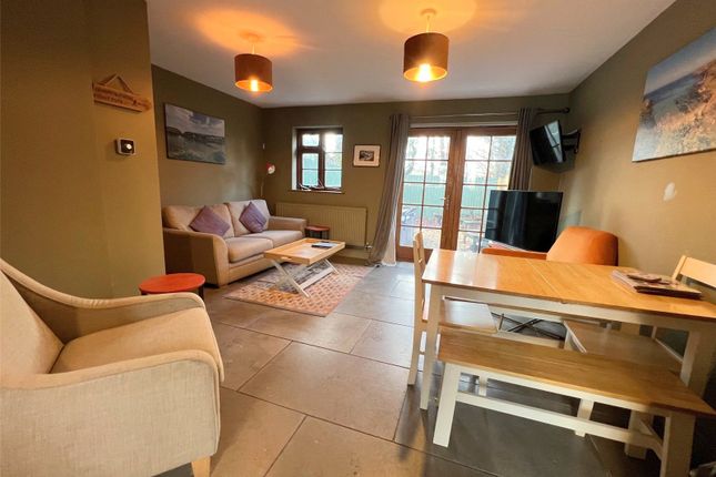 9, Glanafon Gardens, Pembrokeshire photo 3