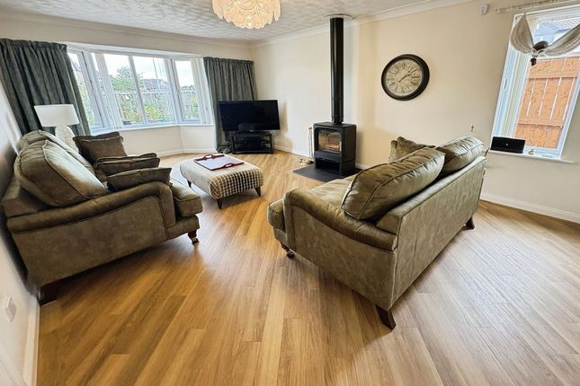 28, Oakfield Way, Cramlington photo 2