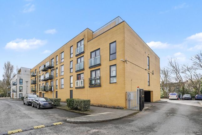 1-bed flat on Flat 9, Franklin House, 3 Velocity Way, Enfield, £225,000
