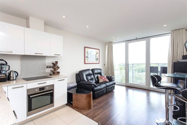 Flat to rent in Lanson Building, 348 Queentown Road, London