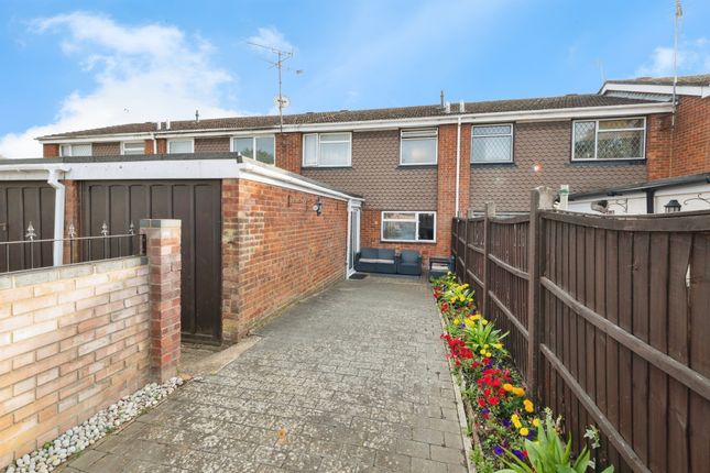 60, Grange Close, Leighton Buzzard photo 2
