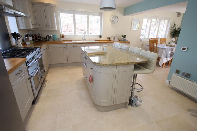 138, Lansdowne Crescent, Calne photo 4