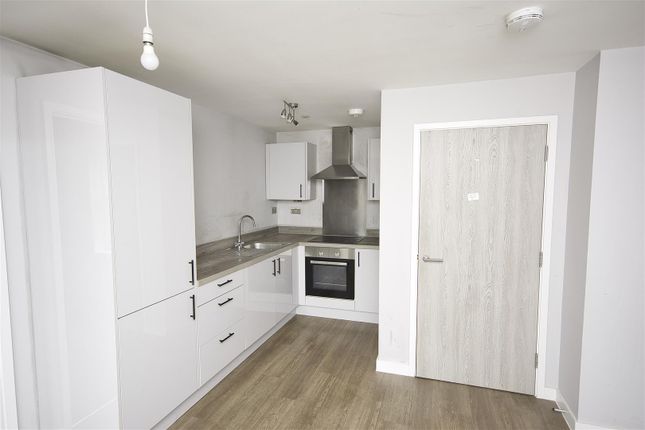 Flat 10, Cheviot House, 49-53 Sheep Street, Northamptonshire photo 3