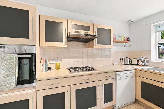 Flat 3, Sebald House, Kinghorn Road, Norwich photo 3
