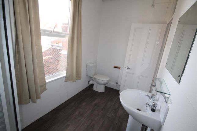 1, Cumberland Basin Room 5, Bristol photo 4