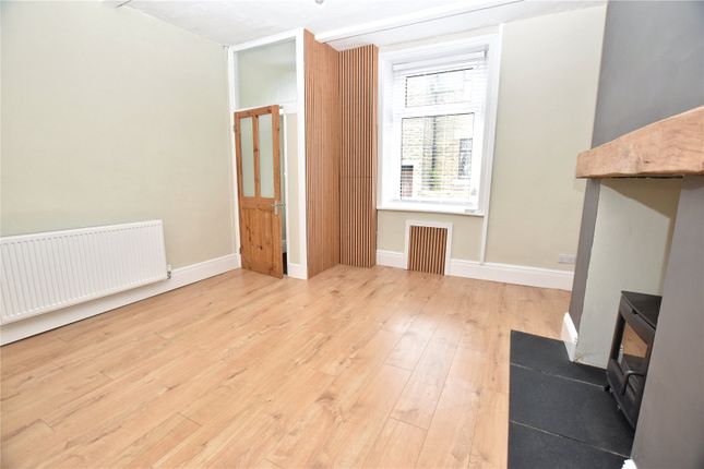 3, Hadfield Street, Derbyshire photo 4