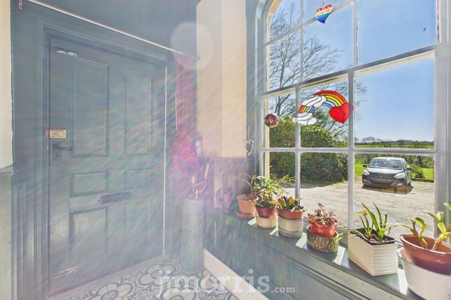 Cam05297G0-Pr0021-Still004.Jpg