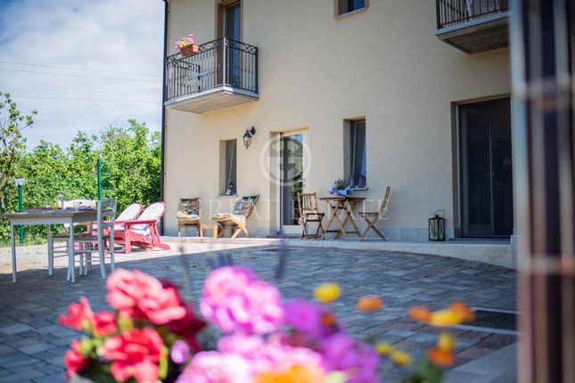 Villa for sale in Cravanzana, Cuneo, Piedmont