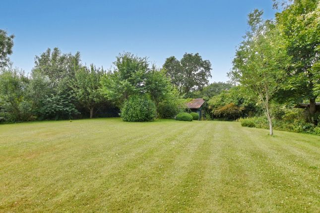 Crosshill Cottage,, Woodbury Salterton, Devon photo 2