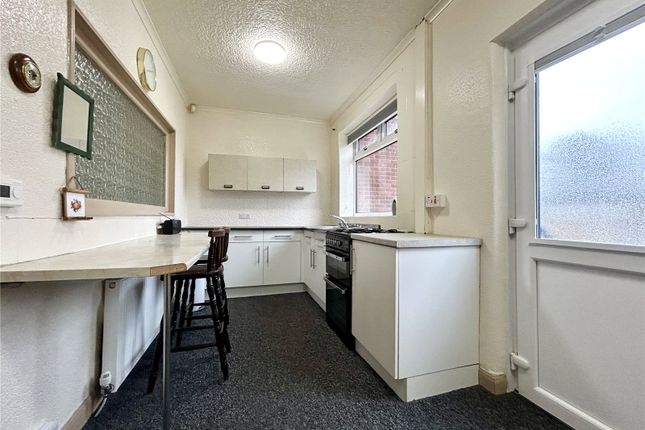 Town house for sale in Heywood Avenue, Austerlands, Saddleworth