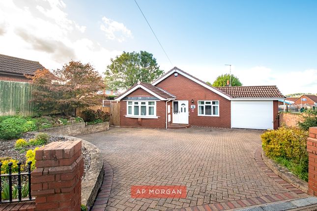3-bed bungalow on Oakfield Close, Stourbridge, £425,000