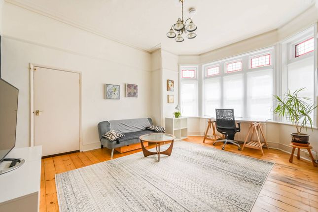 Thumbnail Flat to rent in Clifton Road, Crouch End, London