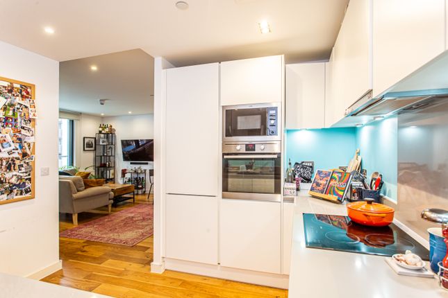 Flat for sale in Palmers Road, London