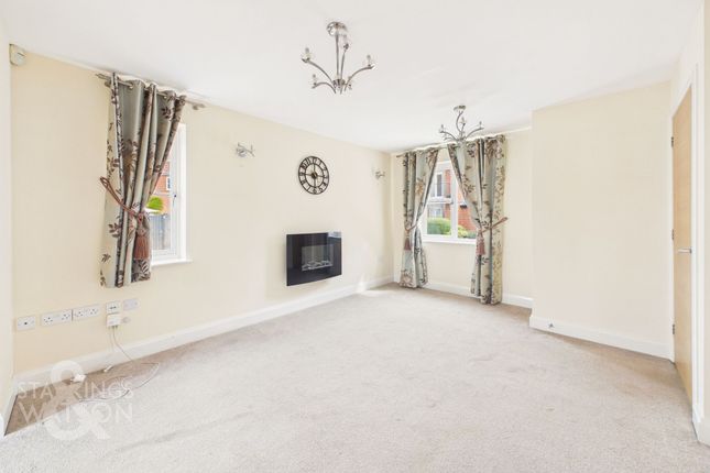 4 Metamec Drive, Dereham photo 4