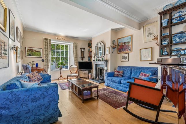 5, St. Peters Villas, London photo 2